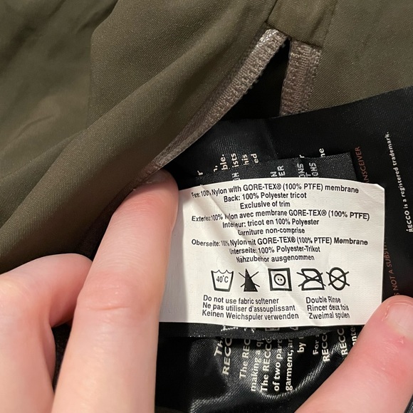 Arc’teryx Stingray Ski Pants - Picture 12 of 14